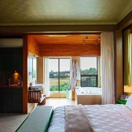 Hapuku Lodge And Tree Houses Kaikoura Exterior photo